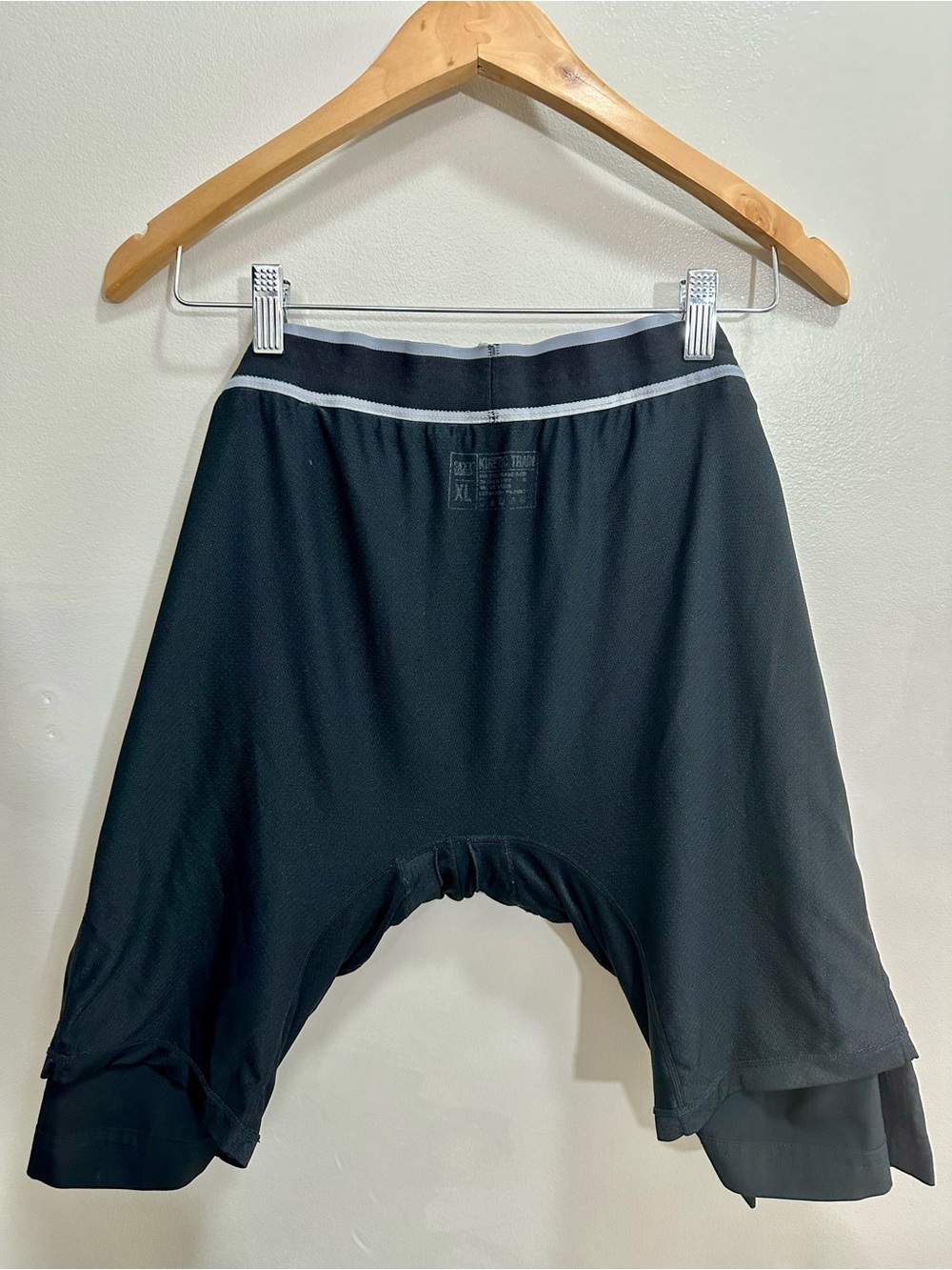 SAXX Men’s Athletic Black Shorts Size XL - Picture 6 of 9